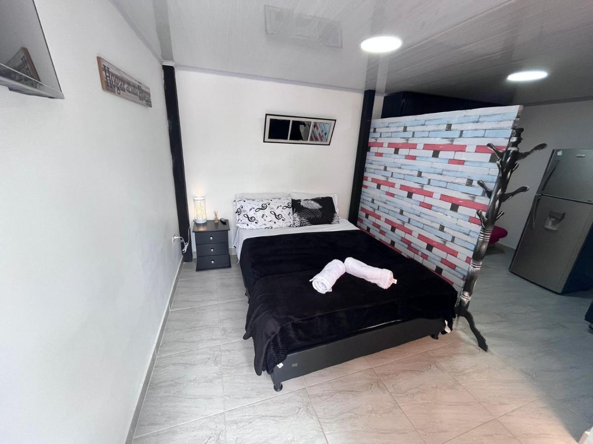 Edificio Santamarta Medellin Otel Dış mekan fotoğraf